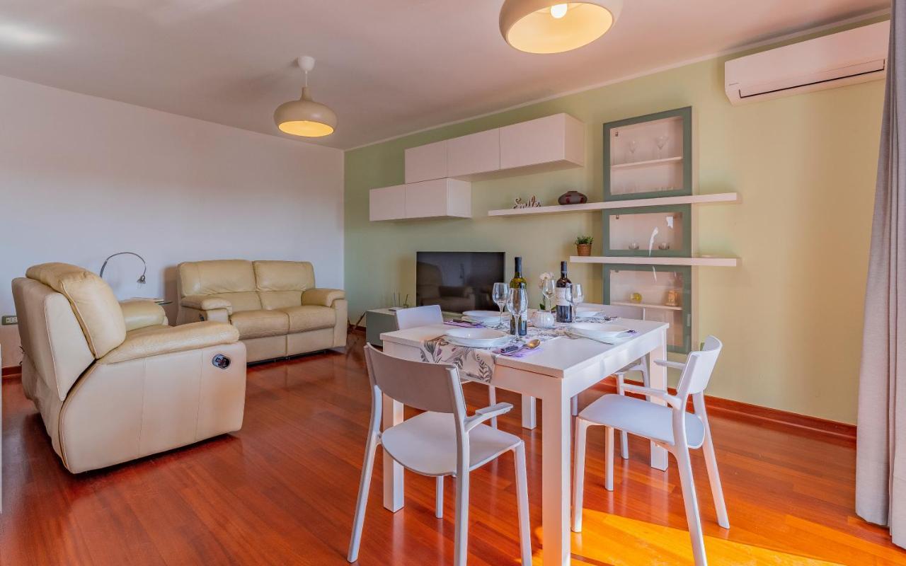 Apartment Green Pula, Family Friendly, Comfortable, Free Parking And Wifi Luaran gambar